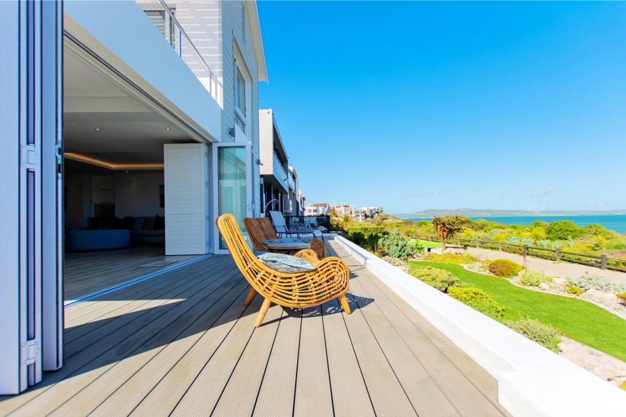 5 Bedroom Property for Sale in Calypso Beach Western Cape